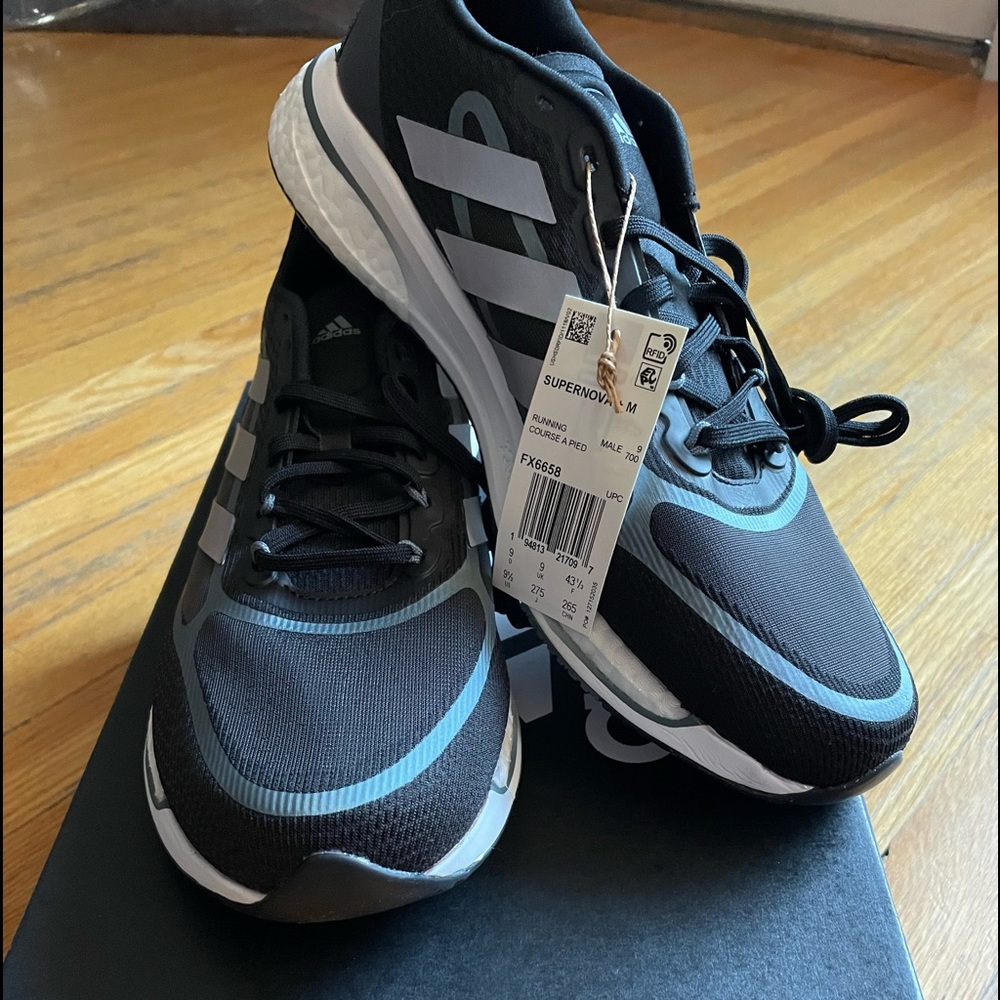 New Adidas Supernova +M training shoes. NIB w/ tags, never worn